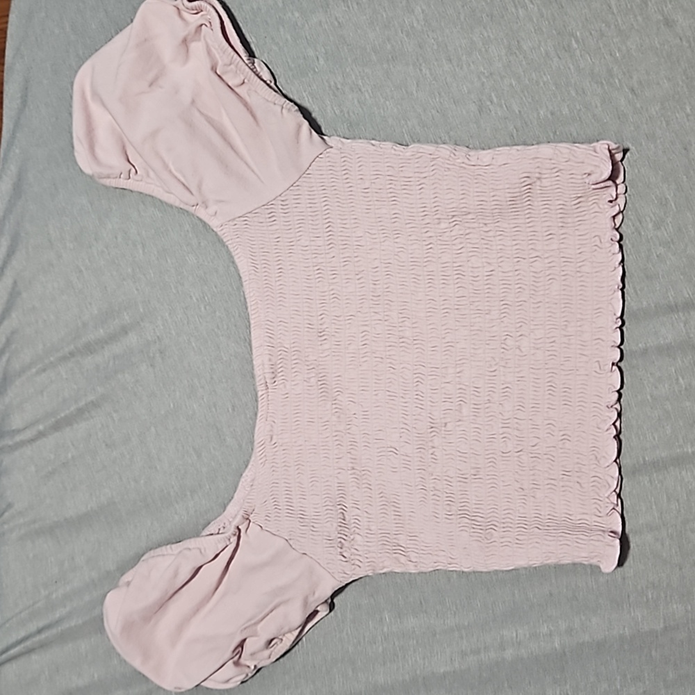 hollister rushed bust top